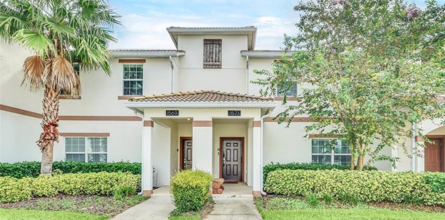 Townhouse in Davenport, Florida 4 bedrooms, 176.7 sq.m. № 2104575