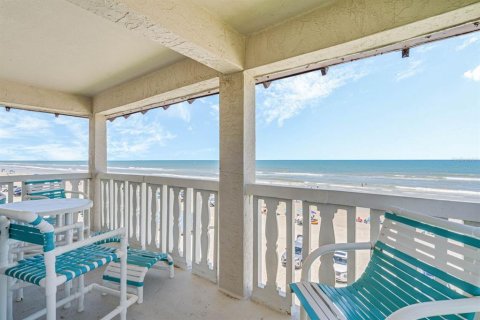 Condominio en alquiler en New Smyrna Beach, Florida, 2 dormitorios, 97.08 m2 № 1564641 - foto 1