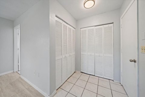 Casa en venta en Sarasota, Florida, 3 dormitorios, 127.65 m2 № 2386586 - foto 18