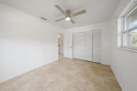 Casa en venta en Sarasota, Florida, 3 dormitorios, 127.65 m2 № 2386586 - foto 24