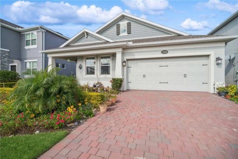 House in Sanford, Florida 4 bedrooms, 195.19 sq.m. № 1734879 - photo 2