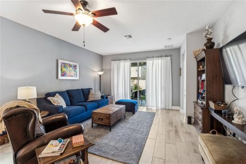 House in Sanford, Florida 4 bedrooms, 195.19 sq.m. № 1734879 - photo 11