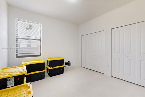 House in Homestead, Florida 4 bedrooms, 249.81 sq.m. № 1704431 - photo 19