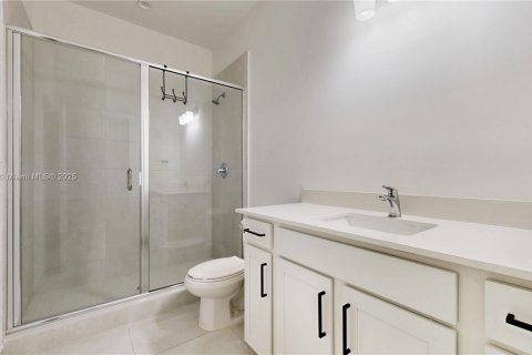 House in Homestead, Florida 4 bedrooms, 249.81 sq.m. № 1704431 - photo 21