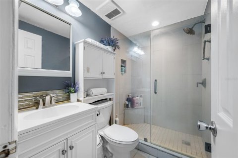 Condo in New Port Richey, Florida, 2 bedrooms  № 1874002 - photo 23