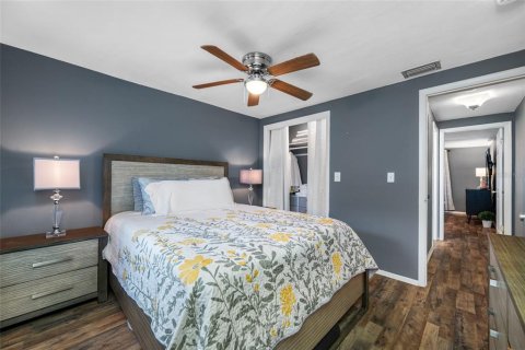 Condo in New Port Richey, Florida, 2 bedrooms  № 1874002 - photo 26