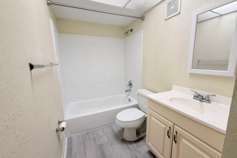 Condo in Deerfield Beach, Florida, 1 bedroom  № 2250832 - photo 6