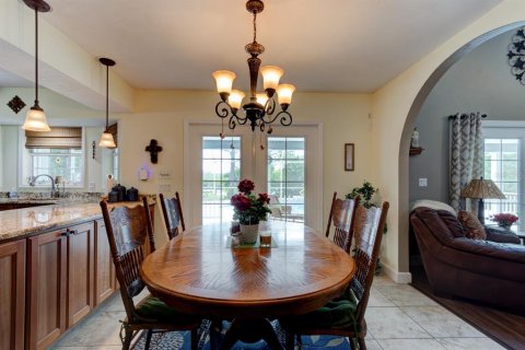 Villa ou maison à vendre à New Smyrna Beach, Floride: 4 chambres, 243.78 m2 № 1785985 - photo 13