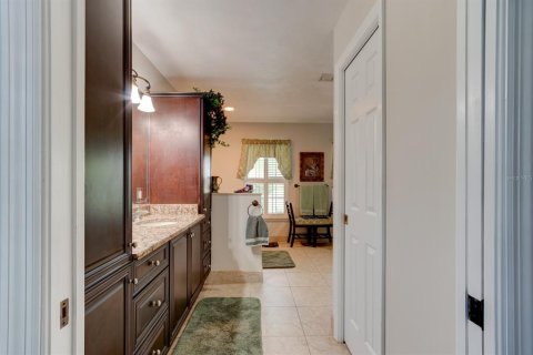 Villa ou maison à vendre à New Smyrna Beach, Floride: 4 chambres, 243.78 m2 № 1785985 - photo 19