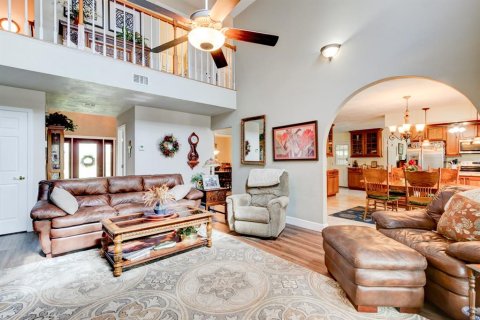 Villa ou maison à vendre à New Smyrna Beach, Floride: 4 chambres, 243.78 m2 № 1785985 - photo 12