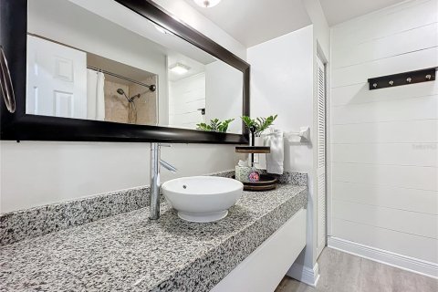 Casa en venta en Sarasota, Florida, 3 dormitorios, 137.96 m2 № 1780913 - foto 22