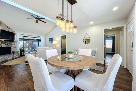 Casa en venta en Sarasota, Florida, 3 dormitorios, 137.96 m2 № 1780913 - foto 4