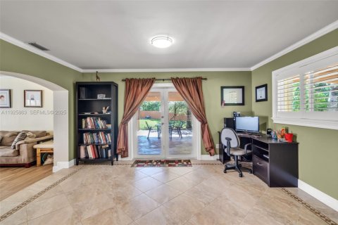 Купить виллу или дом в Майами, Флорида 4 спальни, 291.25м2, № 1986424 - фото 26