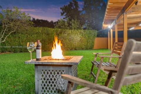 Купить виллу или дом в Майами, Флорида 4 спальни, 291.25м2, № 1986424 - фото 6