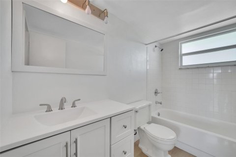 Copropriété à vendre à Fort Lauderdale, Floride: 1 chambre, 65.96 m2 № 2261880 - photo 8