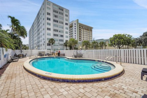 Copropriété à vendre à Fort Lauderdale, Floride: 1 chambre, 65.96 m2 № 2261880 - photo 12