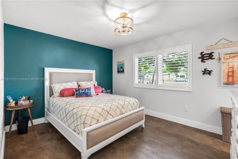 Casa en venta en Miami, Florida, 5 dormitorios, 290.41 m2 № 1895935 - foto 28