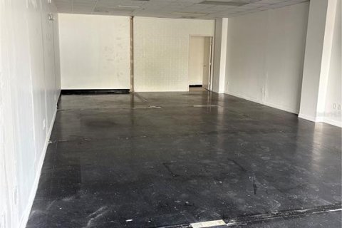 Снять в аренду коммерческую недвижимость в Орландо, Флорида 330.36м2, № 2105058 - фото 8