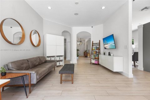 Villa ou maison à vendre à Doral, Floride: 4 chambres, 198.63 m2 № 1794444 - photo 15