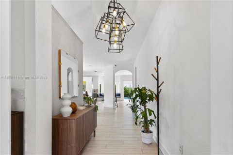 Villa ou maison à vendre à Doral, Floride: 4 chambres, 198.63 m2 № 1794444 - photo 6