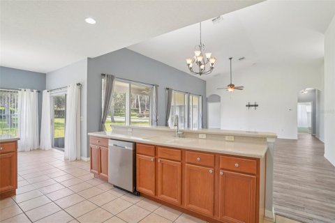 Casa en venta en Leesburg, Florida, 3 dormitorios, 179.77 m2 № 1835292 - foto 2