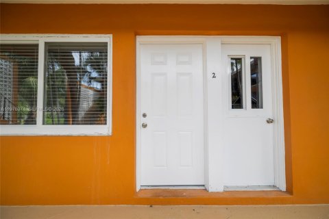 Condo in South Miami, Florida, 1 bedroom  № 2041557 - photo 21