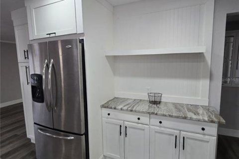 House in Dunnellon, Florida 4 bedrooms, 176.51 sq.m. № 2224610 - photo 21