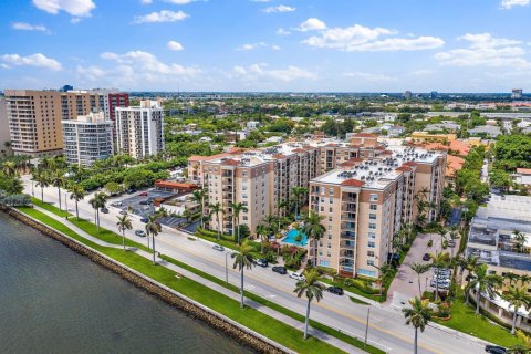 Condo in West Palm Beach, Florida, 3 bedrooms  № 2263550
