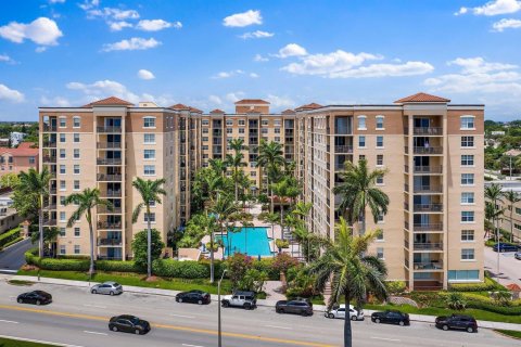 Condo in West Palm Beach, Florida, 3 bedrooms № 2263550 - photo 27