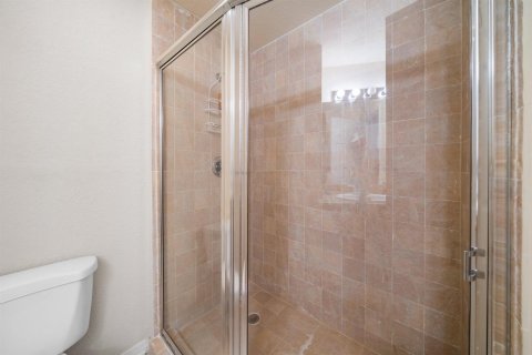 Condo in West Palm Beach, Florida, 3 bedrooms № 2263550 - photo 16