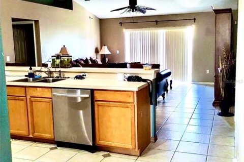 Casa en alquiler en Kissimmee, Florida, 4 dormitorios, 169.55 m2 № 1857656 - foto 6