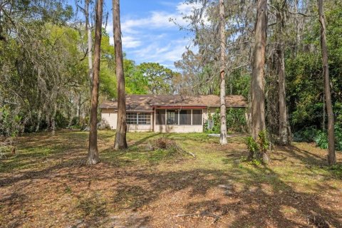House in Odessa, Florida 3 bedrooms, 111.02 sq.m. № 1531526 - photo 17