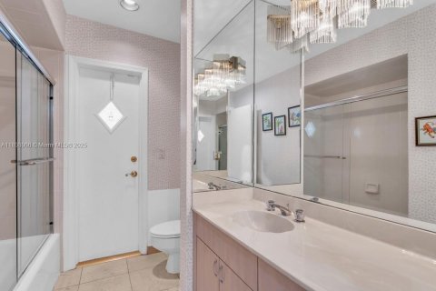 Casa en venta en Pinecrest, Florida, 5 dormitorios, 285.4 m2 № 1745819 - foto 26