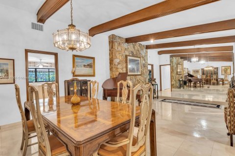 Casa en venta en Pinecrest, Florida, 5 dormitorios, 285.4 m2 № 1745819 - foto 8