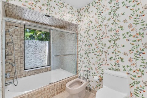 Casa en venta en Pinecrest, Florida, 5 dormitorios, 285.4 m2 № 1745819 - foto 18