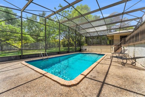 Casa en venta en Pinecrest, Florida, 5 dormitorios, 285.4 m2 № 1745819 - foto 30