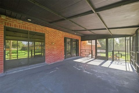 Villa ou maison à vendre à Wesley Chapel, Floride: 4 chambres, 167.6 m2 № 2324238 - photo 18