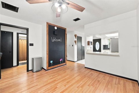Villa ou maison à vendre à Wesley Chapel, Floride: 4 chambres, 167.6 m2 № 2324238 - photo 25