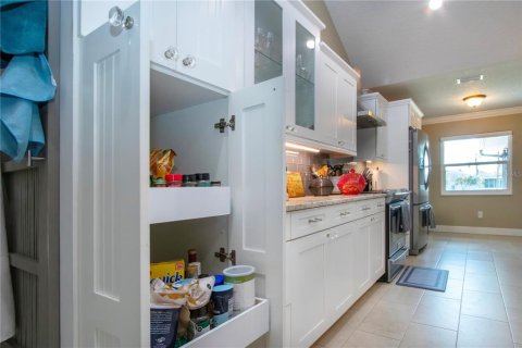 Casa en venta en Sun City Center, Florida, 2 dormitorios, 216 m2 № 1916948 - foto 21