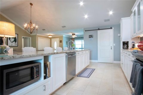 Casa en venta en Sun City Center, Florida, 2 dormitorios, 216 m2 № 1916948 - foto 22