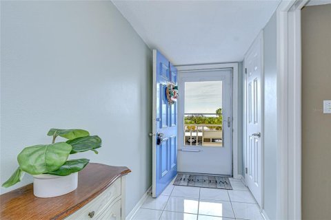 Condominio en venta en Saint Pete Beach, Florida, 2 dormitorios, 125.42 m2 № 2115768 - foto 4