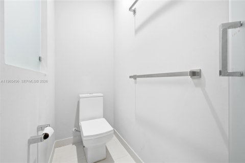 Купить таунхаус в Дорал, Флорида 4 спальни, 172.98м2, № 2038359 - фото 19