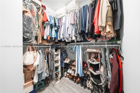 Купить таунхаус в Дорал, Флорида 4 спальни, 172.98м2, № 2038359 - фото 27