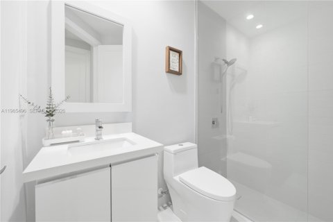 Купить таунхаус в Дорал, Флорида 4 спальни, 172.98м2, № 2038359 - фото 15