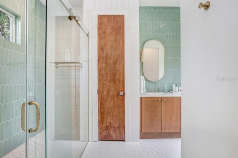Villa ou maison à louer à Tampa, Floride: 4 chambres, 216.28 m2 № 2114240 - photo 25
