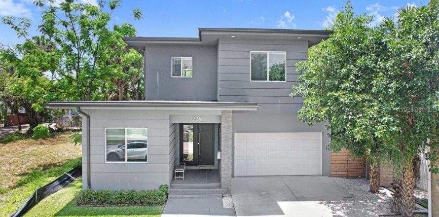Villa ou maison à Tampa, Floride 4 chambres, 216.28 m2 № 2114240