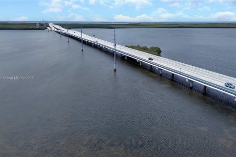 Купить виллу или дом в Ки-Ларго, Флорида 3 спальни, 125.42м2, № 1957899 - фото 27