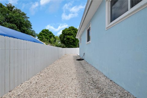 Купить виллу или дом в Ки-Ларго, Флорида 3 спальни, 125.42м2, № 1957899 - фото 4