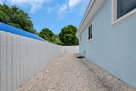Купить виллу или дом в Ки-Ларго, Флорида 3 спальни, 125.42м2, № 1957899 - фото 5