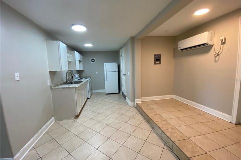 Apartamento en alquiler en Plant City, Florida, 3 dormitorios, 92.9 m2 № 1827328 - foto 9